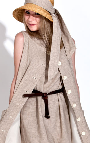 Photo of Make Your Own Clothes, the Classic Shift sewing pattern, online PDF sewing pattern 763